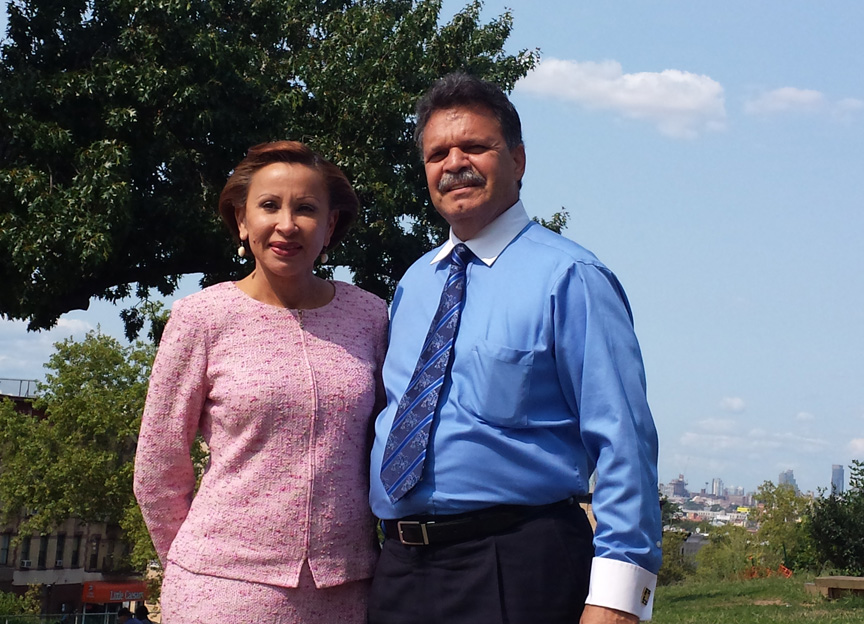 Nydia and Felix meet in Sunset Park, August 8, 2014.
